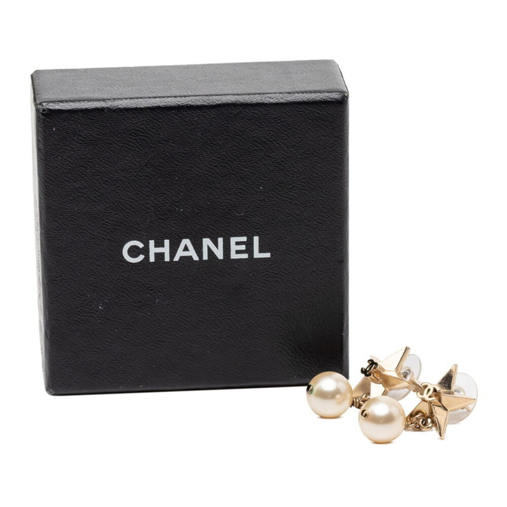 CHANEL Authentic Green Pearl Logo Earrings - Picture 4 of 4
